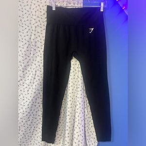 black gym shark compression leggings